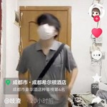 好家伙已经有人cosplay男神了