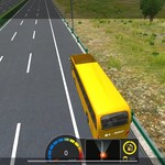 遨游中国卡车模拟器的高速道路很漂亮